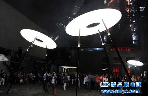 LED看成UFO！眼瞎還是太像？